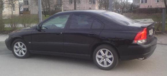 6 400 mil. Volvo S60. Nybes