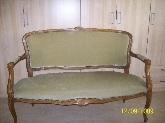 Fin antik soffa 600:-