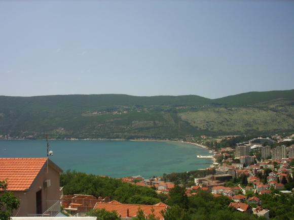 Hus med havsutsikt i Herceg Novi i Montenegro