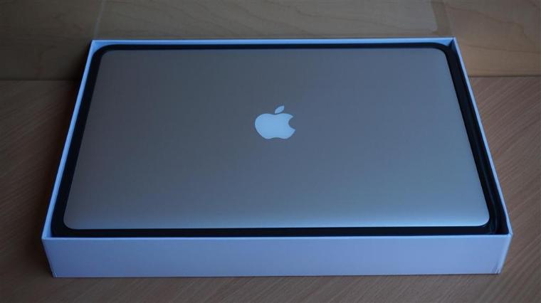 Apple MacBook Pro 15,4 '' 2, 8GHz 16Gb med Applecare