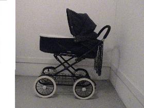 Säljes barnvagn Emmaljunga Coronado ligg och sitt del