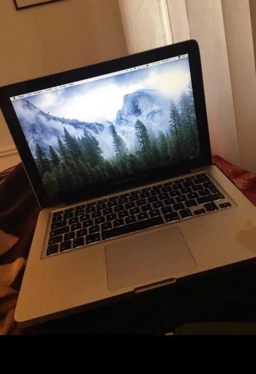 MacBook PRO 2012, 13 tum säljes